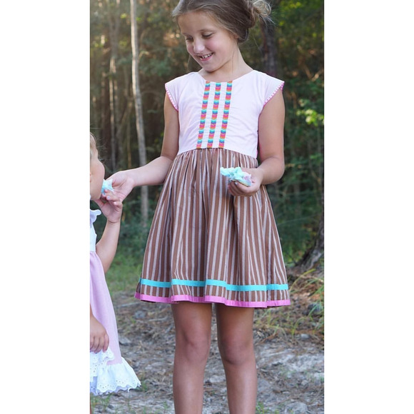 Well Dressed Wolf Fall Festival Dress Size 12 NWT -  www.toquedesaborminas.com.br